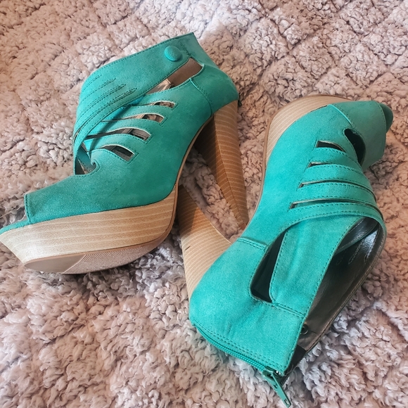 Aqua green open toe bootie - Picture 4 of 4